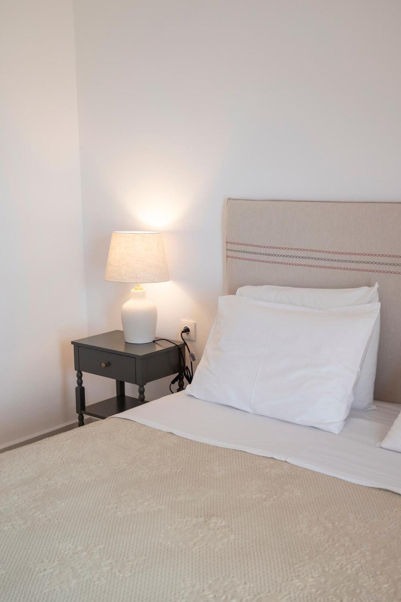 Elia Apartments Фаласарна Екстер'єр фото